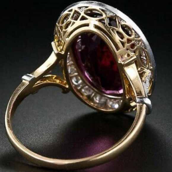 Gorgeous 18k Gold plated oval cut ruby ring - Picture 4 of 9